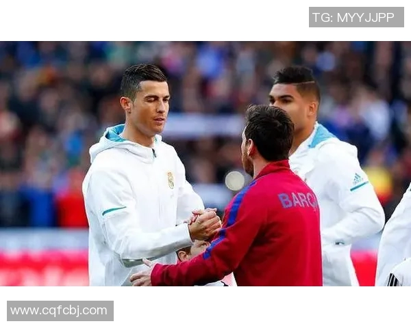 球场上的魔术师飞翔的梅西与无敌C罗的传奇对决 球场上的魔术师飞翔的梅西与无敌C罗的传奇对决