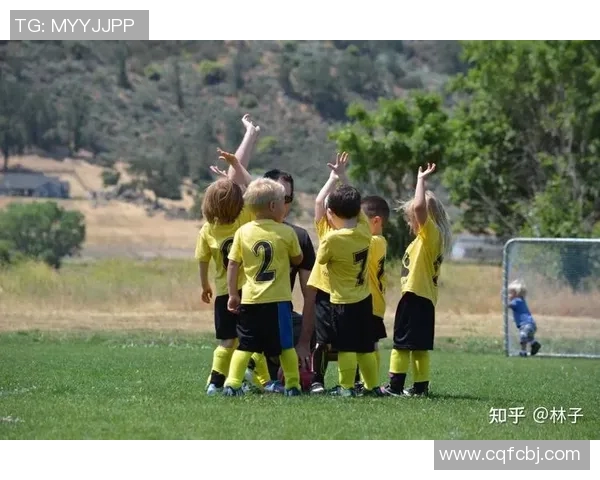 默默无闻但技艺非凡的小球星们:那些被忽视的足球天才们的成长之路 默默无闻但技艺非凡的小球星们:那些被忽视的足球天才们的成长之路